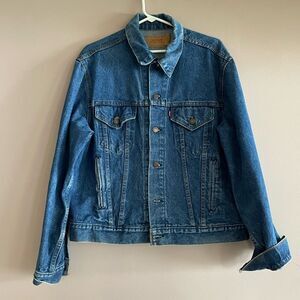 Vintage Levi’s trucker jacket